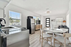 Interior - 117 127th Ave E Unit 8 (Treasure Island)