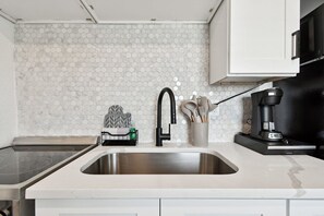 Interior - One Block From Gulf Shores Treasure Island John's Pass Boardwalk (Treasure Island)