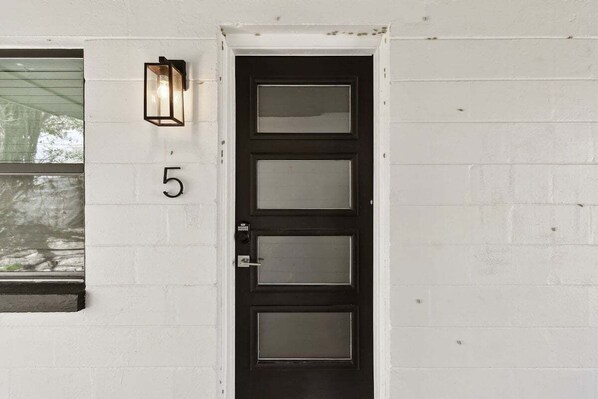 Interior - Treasure Island Retreat (Treasure Island)