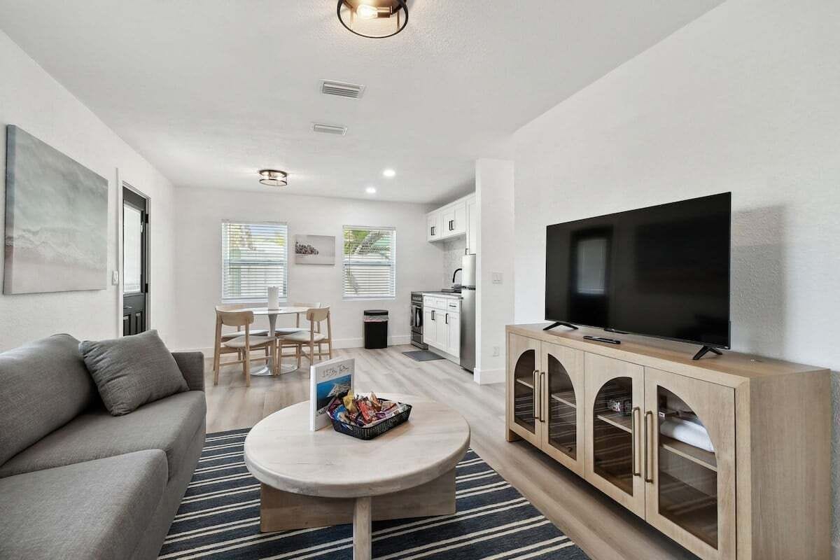 Apartment (1 Bedroom) | Interior