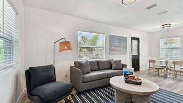 Apartment (1 Bedroom) | Front of property