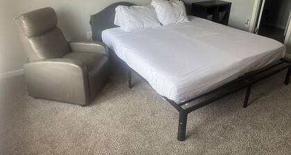 Lovely 1-bedroom apartment near MGM