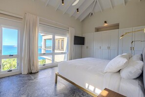 4 chambres, fer et planche à repasser, Wi-Fi gratuit, draps fournis