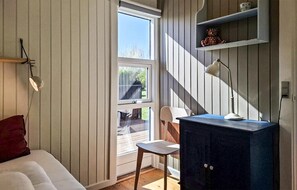 Interior - 3 bedroom nice home in Haarby (Haarby)