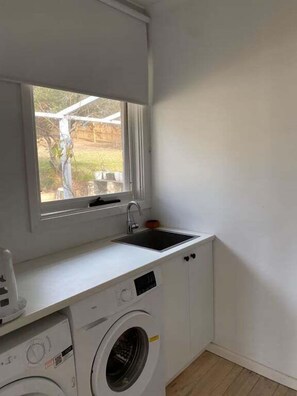 Interior - Bayviews on Bridgewater (Portland North)