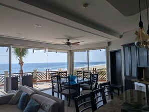 Outdoor dining - Four Bedroom Ocean Front (Bajos de Chila)