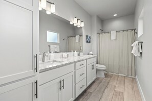 Shower, hair dryer, towels, soap - Riverstone Bliss (Coeur d'Alene)
