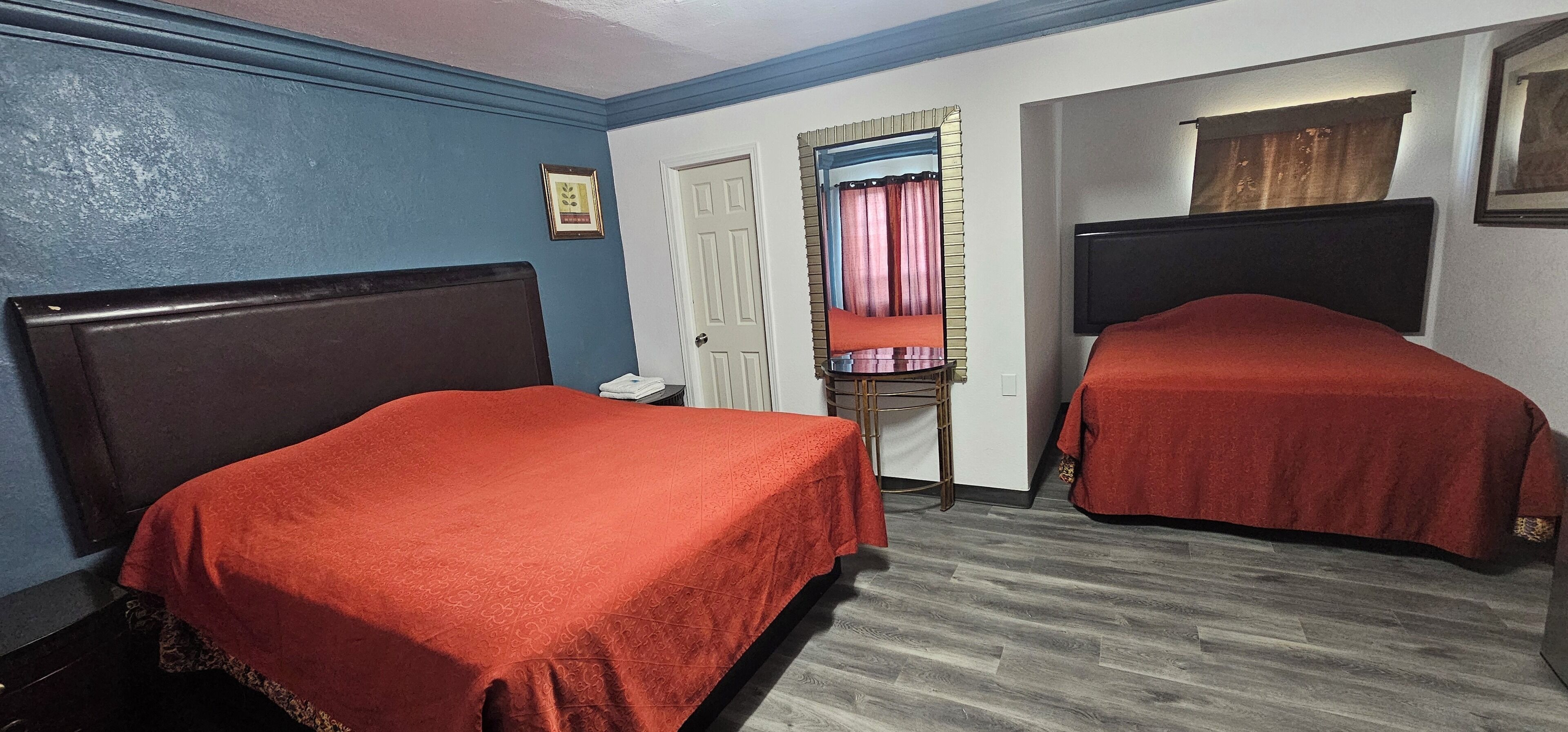 Habitación individual, no fumadores | Escritorio y wifi gratis