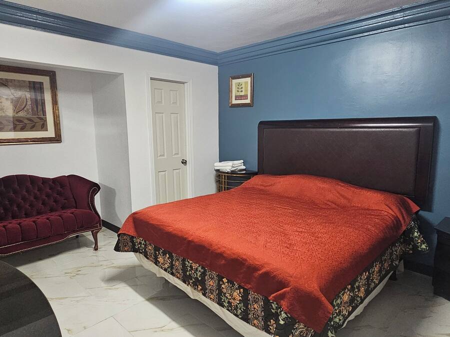 Single Room, Non Smoking | Desk, free WiFi