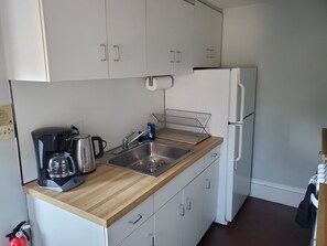 Private kitchen - Charming 1 BR apartment in Historic Bay Village (Boston)