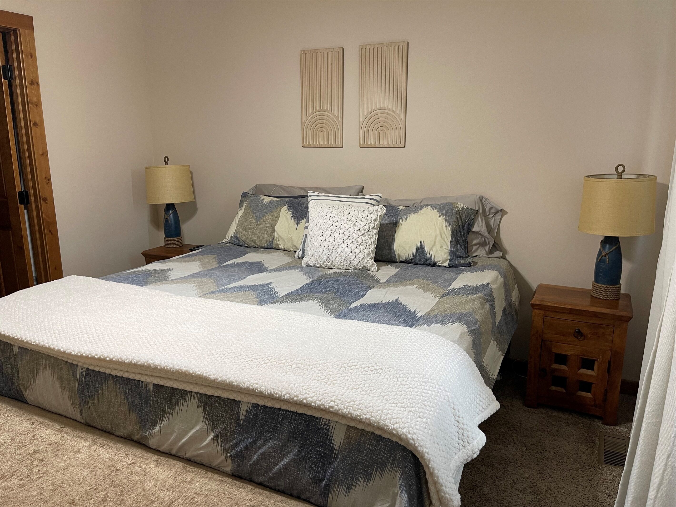 3 soverom, wi-fi (inkludert) og sengetøy