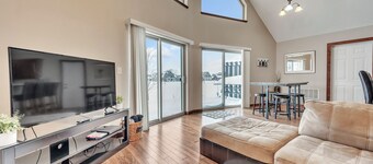 6 Free Water Park Passes- Family Cabin over looking a pond!