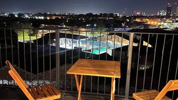 Apartamento, 1 quarto, para fumantes | Opções para refeição ao ar livre