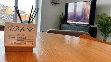 Apartment, 1 Bedroom, Smoking, Private Pool | Interior