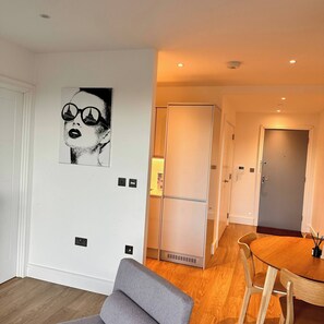 Apartment, 1 Bedroom, Smoking, Private Pool | Interior