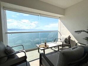 Interior - Oceanview 1BR w/ Breakfast | Rooftop Pool & Gym (Puerto Vallarta)