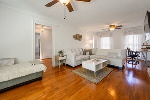 Interior - 1223 Settlebench Ln NW Kennesaw (Kennesaw)