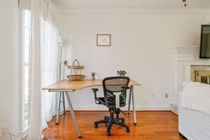 Interior - 1223 Settlebench Ln NW Kennesaw (Kennesaw)