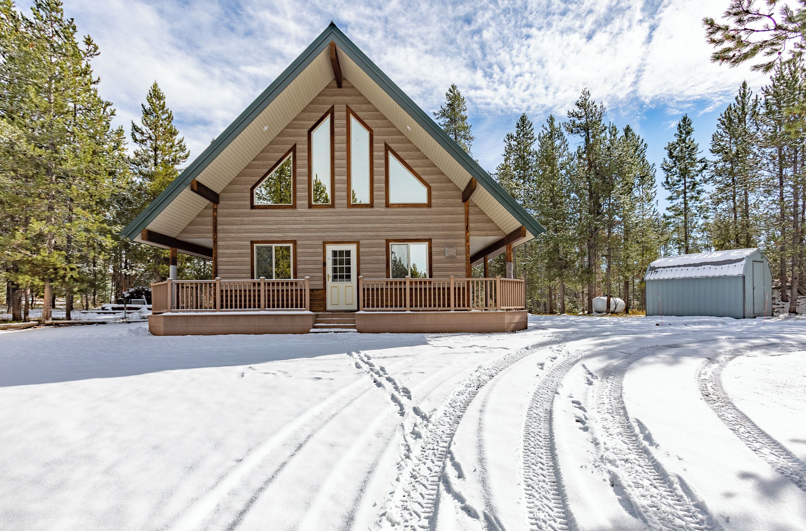 House (2 Bedrooms) | Interior