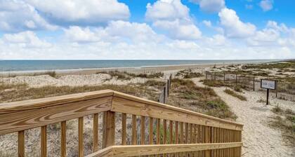 2070 Beachwood