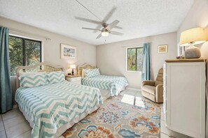Interior - 2070 Beachwood (Fernandina Beach)