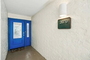 Interior - 2070 Beachwood (Fernandina Beach)