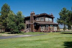 Exterior - Quickdraw (Island Park)