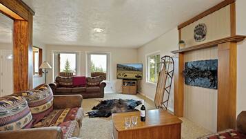 Chalet (6 Bedrooms) | Interior