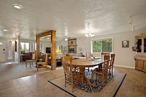 Interior - Moose Drool (Island Park)