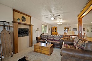 Interior - Moose Drool (Island Park)