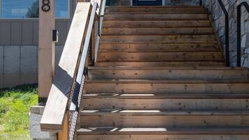 Chalet (4 Bedrooms) | Interior