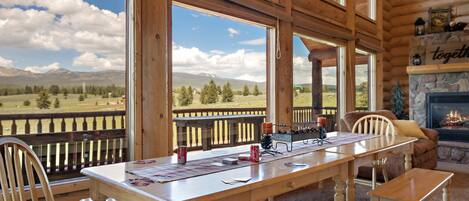 Chalet (5 Bedrooms) | Front of property