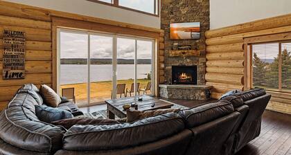 Stone Skipper Lodge