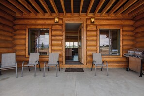Chalet (5 Bedrooms) | Interior - Stone Skipper Lodge (Island Park)