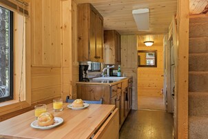 Chalé (2 Bedrooms) | Parte interna