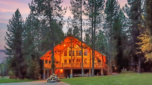 Lumberjack Lodge