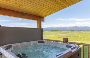 Chalet (Multiple Bedrooms) | Sisätilat