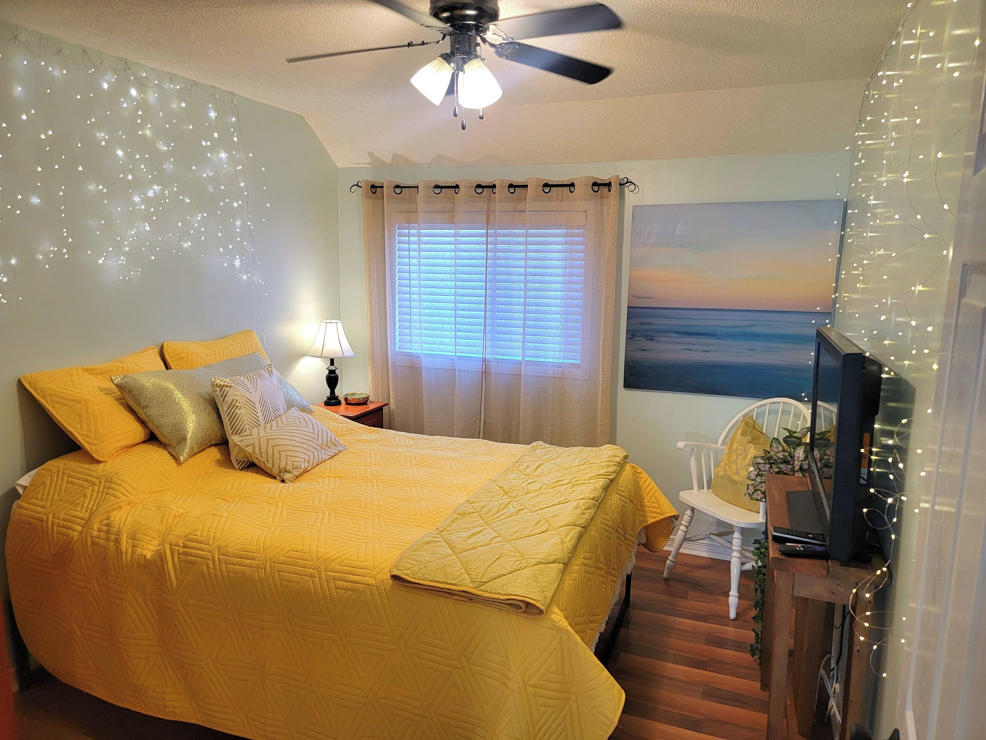 2 室のベッドルーム、アイロン / アイロン台、WiFi、ベッドシーツ