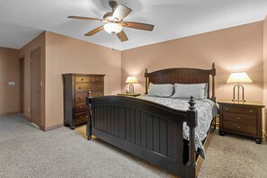 3 bedrooms, WiFi, bed sheets, wheelchair access
