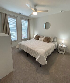 2 bedrooms, iron/ironing board, WiFi, bed sheets