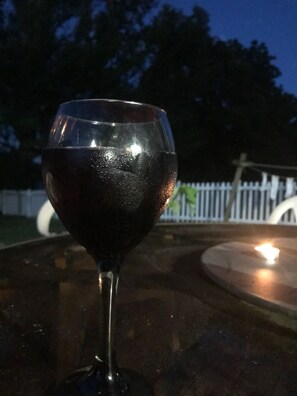 Food and drink - 4-bedroom house in beautiful quiet Bird in Hand neighborhood (Bird in Hand)