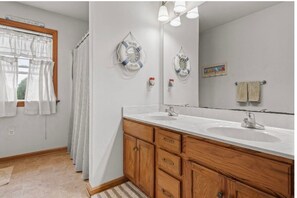 Shower, towels, toilet paper