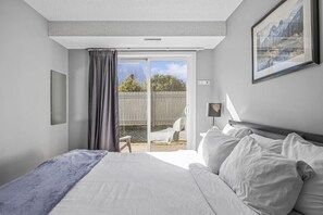 2 bedrooms, iron/ironing board, free WiFi, bed sheets - Spacious 2BR unit near DT Canmore & Banff (Canmore)
