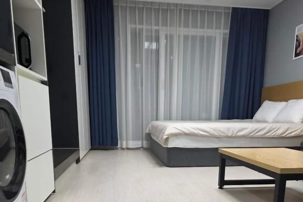 Superior Twin Room, Marina View | Free WiFi