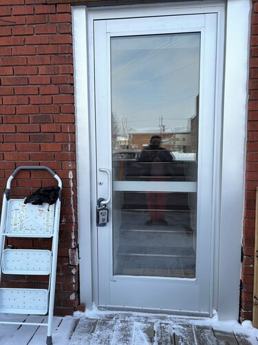 Quiet, trendy and comfortable new apartment over a coffee shop in Windber.