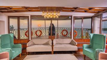 21-inch Smart TV with satellite channels, tablet