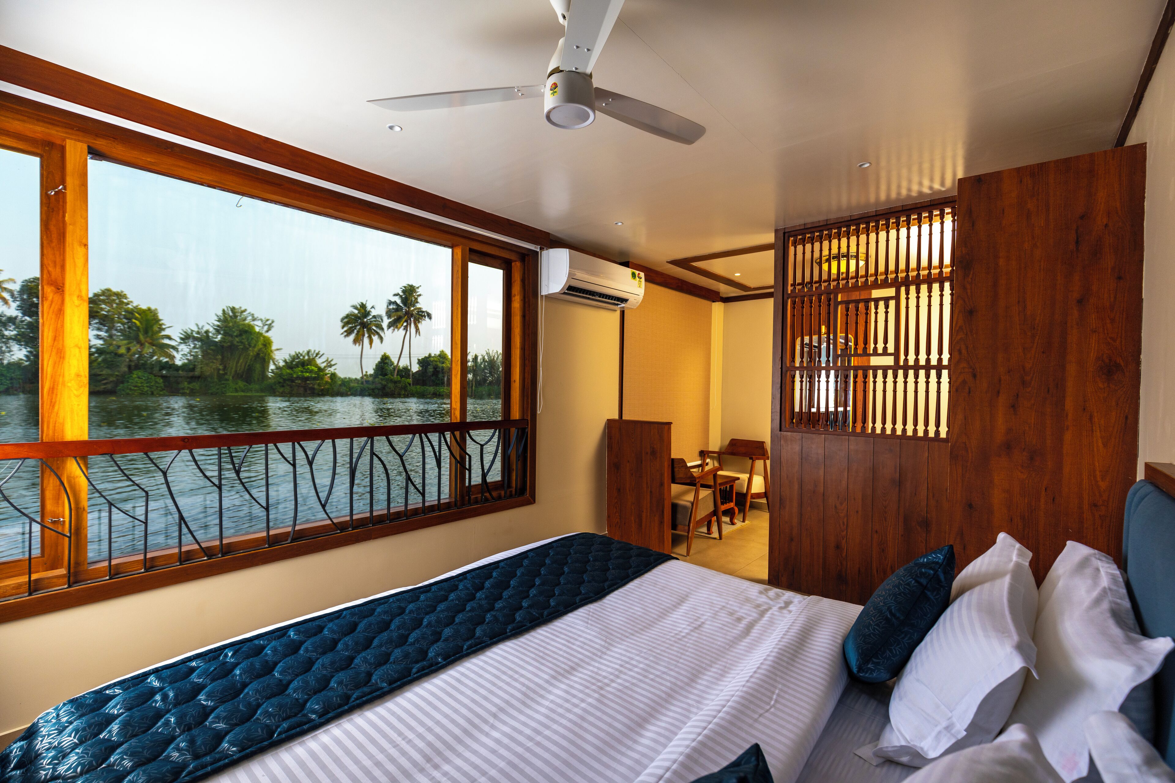 Luxury Double Room | Egyptian cotton sheets, premium bedding, memory foam beds, minibar