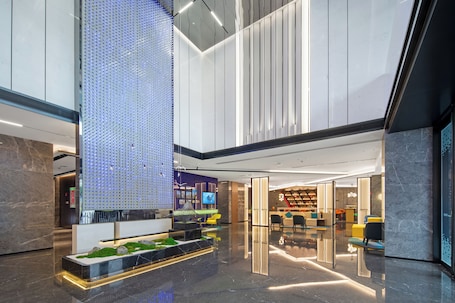Lobby. Hampton by hilton Jiujiang Bali Lake