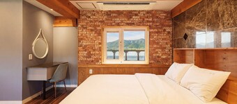 Hanok Pension Wanggyeong