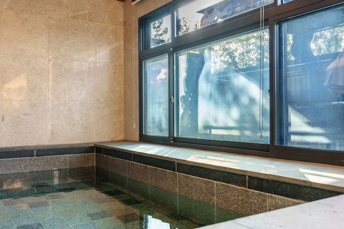 Basic Room, 1 Bedroom (Doseong (Private / Indoor Pool)) | 1 bedroom, free WiFi